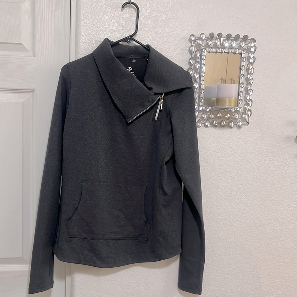 NWOT Jofit LS Top SZ Large